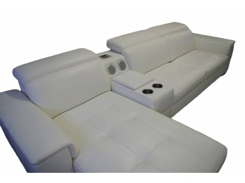 cinema-sofa-z-wbudowanym-barkiem