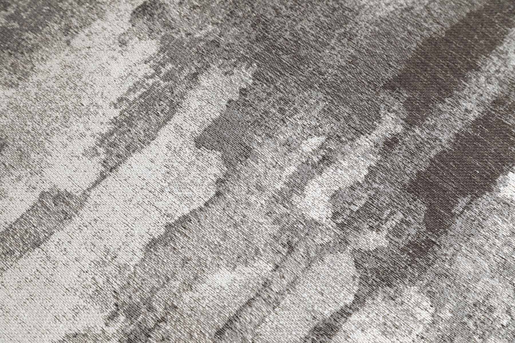 Harmonijne połączenie szarości i ciepłych tonów Dywan Canvas Warm Gray o malarskim charakterze