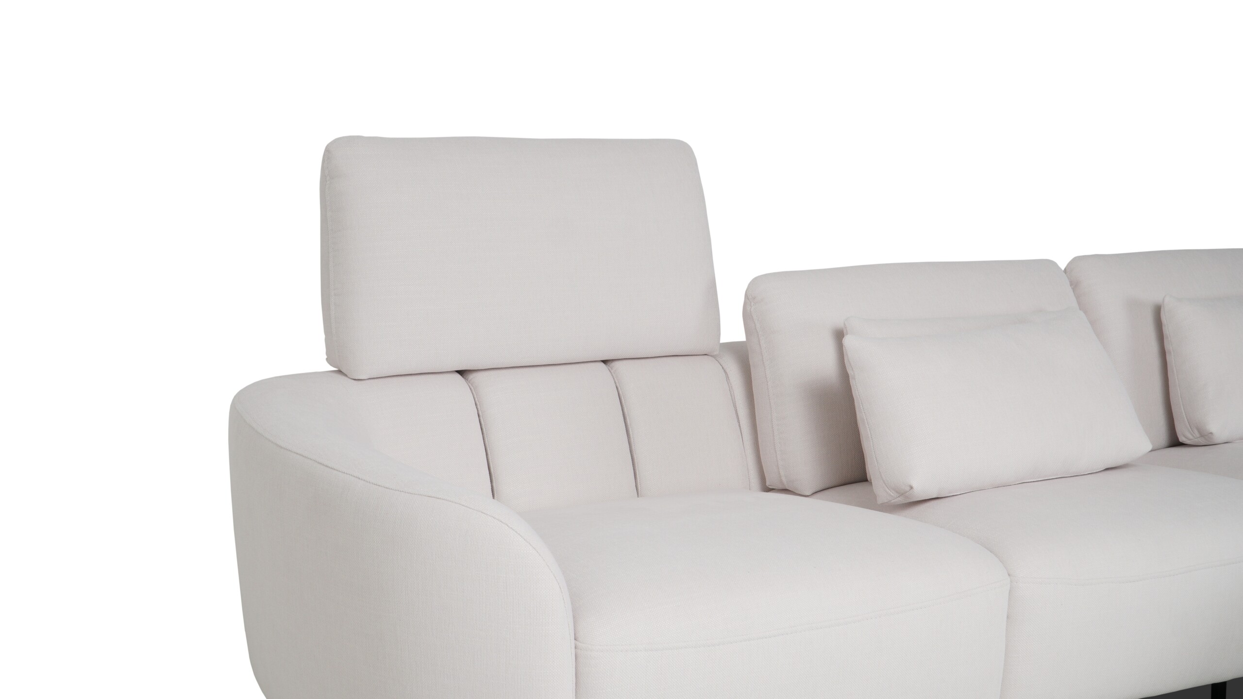 Elegancka sofa Saga z szerokim szezlongiem, miękkimi poduszkami lędźwiowymi i ruchomymi zagłówkami Elegancka sofa Saga z szerokim szezlongiem, miękkimi poduszkami lędźwiowymi i ruchomymi zagłówkami