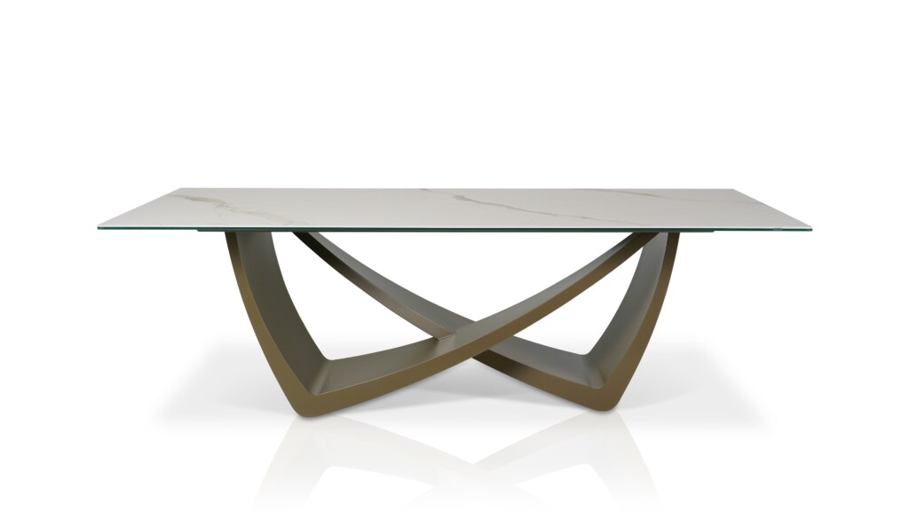 Stół Montera nowoczesna forma i wyrazisty charakter stół Montera ze spiekiem kwarcowym Laminam Calacatta Oro Venato w macie