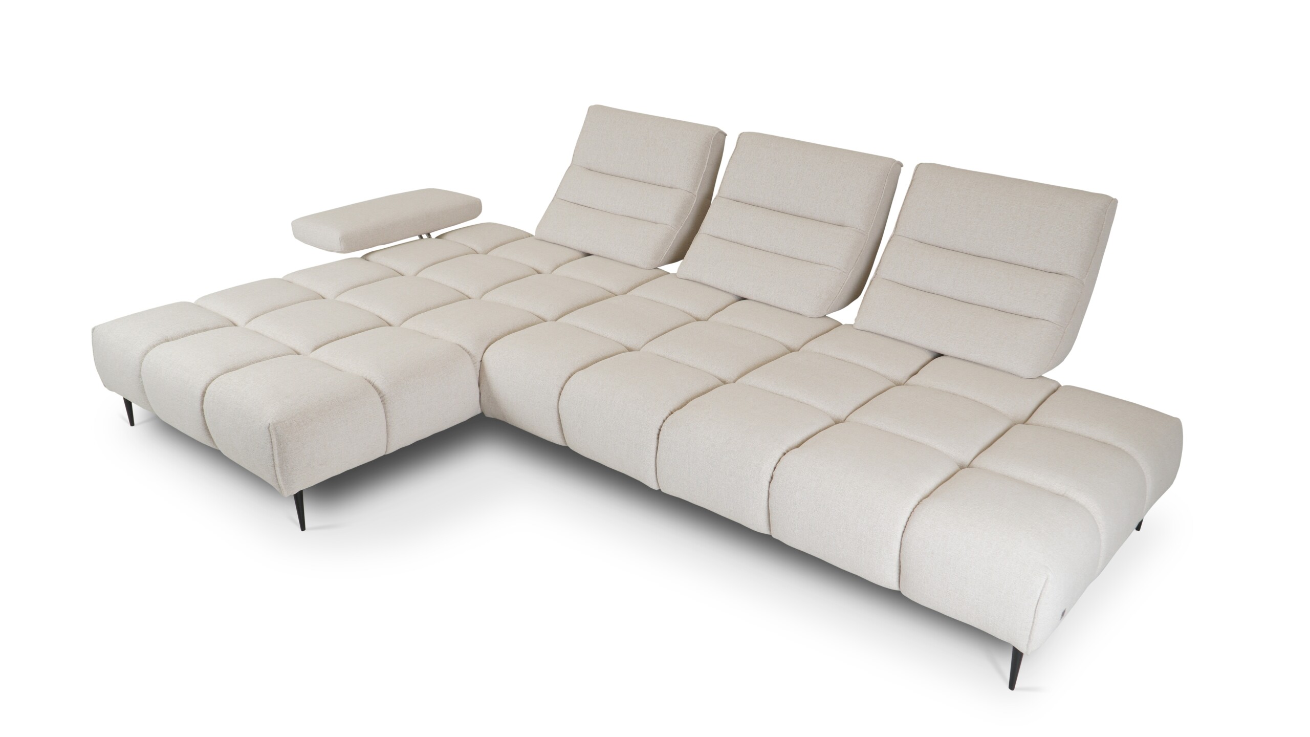Alvito sofa z szezlongiem do nowoczesnego salonu z regulowanymi oparciami i wygodnym, głębokim siedziskiem Alvito sofa z szezlongiem do nowoczesnego salonu z regulowanymi oparciami i wygodnym, głębokim siedziskiem